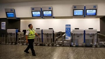 Los vuelos internacionales en Aeroparque fueron postergados hasta diciembre