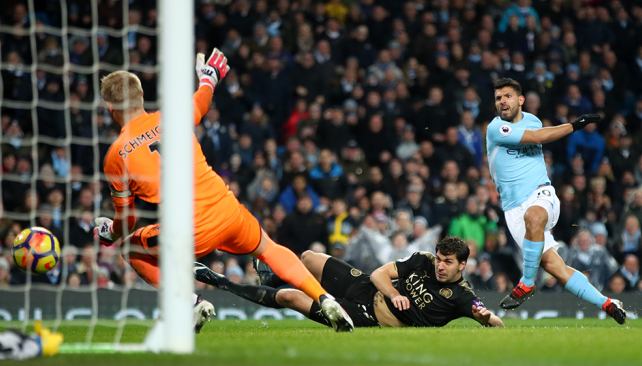 Póker del Kun Agüero en la victoria del City