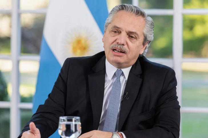 Fernández aclaró que “en marzo va a suministrarse la primera vacuna” fabricada entre Argentina y México