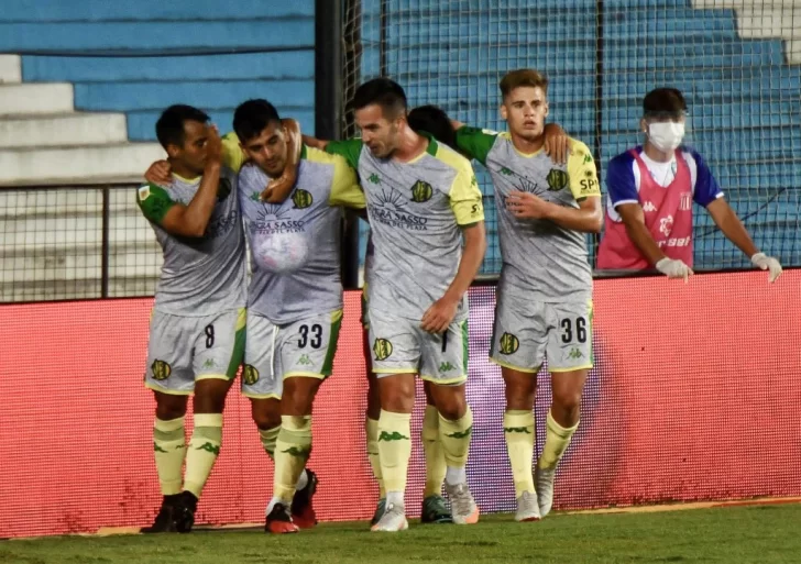 Racing y Aldosivi se llevaron un punto cada uno en un entretenido partido