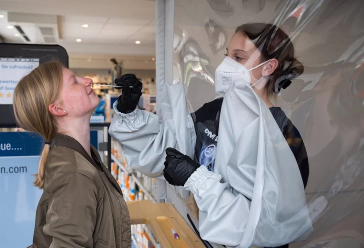 Alemania marca nuevo récord de casi 53.000 casos de coronavirus en un día