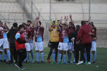 Un gol en contra metió a Alianza en la gran final