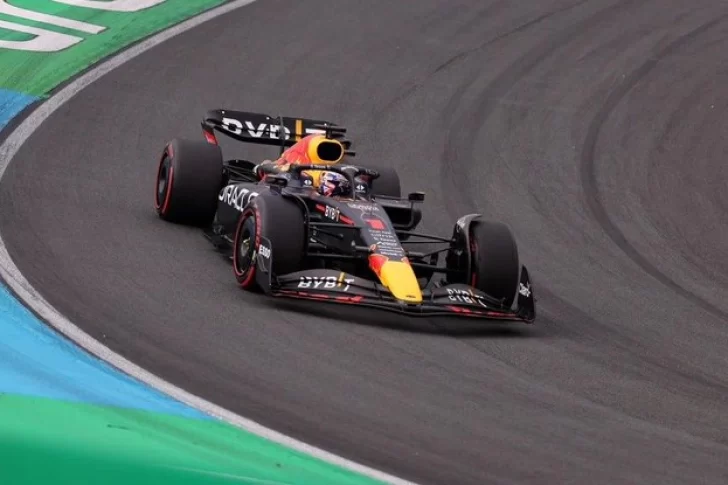 Verstappen ganó en Países Bajos y sacó más de 100 puntos de ventaja