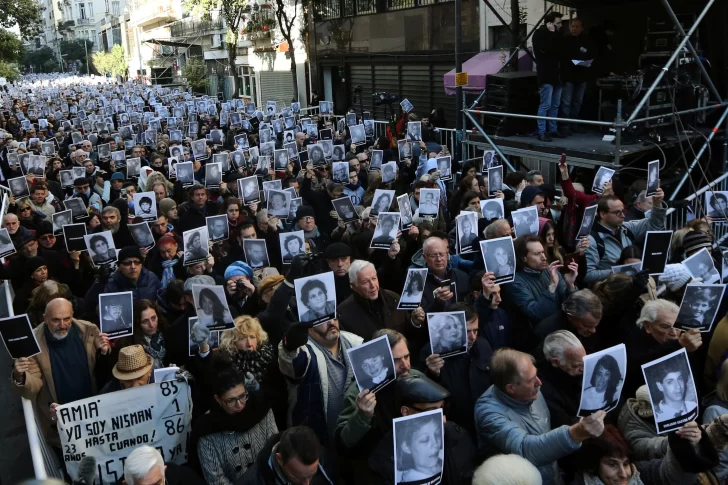 El acto frente a la AMIA vuelve a la presencialidad