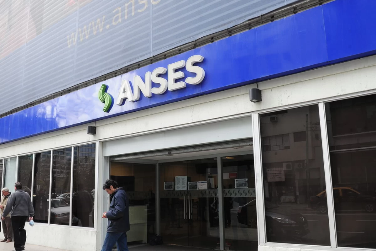 ANSES Comienza A Pagar El Refuerzo De $94 Mil: Cronograma Y Cómo ...