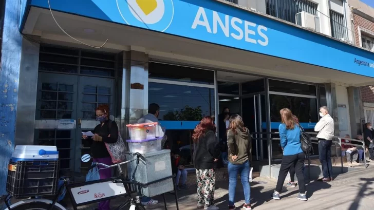 Anses abrió el proceso de inscripción para el bono de $18.000 a trabajadores informales