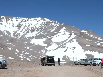 Una familia sanjuanina quedó varada en la Cordillera y fue rescatada por Gendarmería