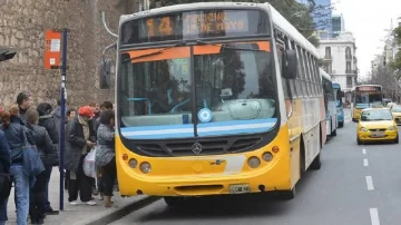 Buscan que transporte público sea gratuito el día de las elecciones y que las provincias adhieran