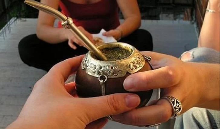 La Pampa: amenazan con dejar sin yerba a los vecinos si comparten el mate