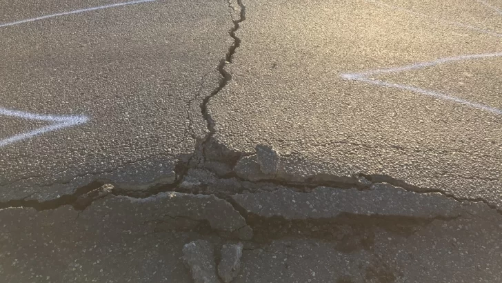 [FOTOS] La ola de calor funde el asfalto y deforma calles en EEUU y Canadá