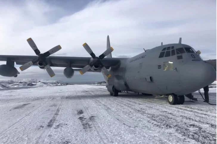 Argentina colabora con la búsqueda del avión Hércules chileno