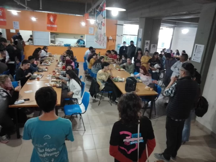 Estudiantes piden por un comedor universitario que nunca se estrenó