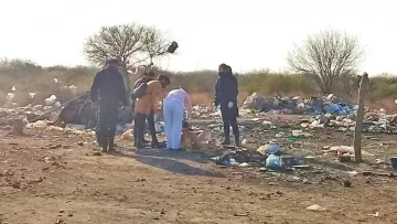 Hallaron en un basural el cuerpo de un recién nacido con síndrome de down