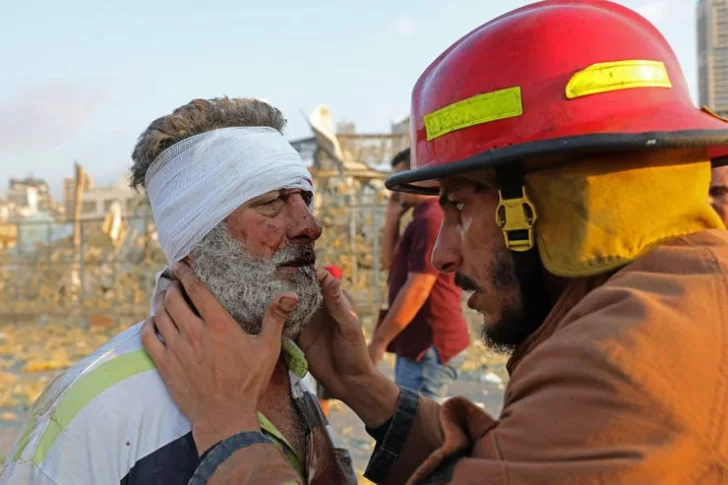 Beirut: ya son 137 los muertos, 5.000 los heridos y temen que se disparen los casos de Covid-19