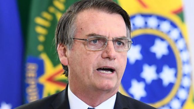 Bolsonaro fue ingresado a un hospital de Brasilia por un fuerte dolor abdominal