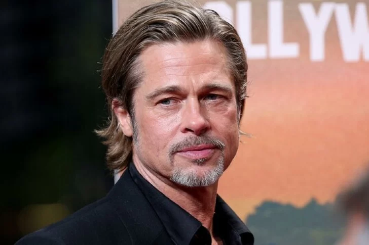 Las fotos virales de Brad Pitt en silla de ruedas que alertaron sobre su salud