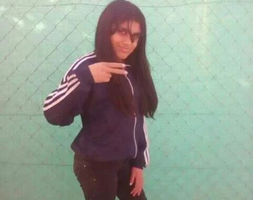 Buscan a una chica 13 años que se fue de su casa y no volvió: piden ayuda para hallarla