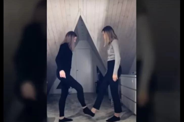 El desafío viral de Tik Tok que dejó a una mujer con los tobillos rotos