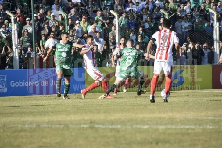 Sarmiento sacó ventaja en la primera final por el ascenso a la Superliga