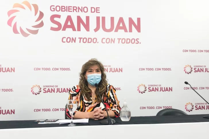 Ante el bajo interés para vacunarse, en San Juan evalúan empezar a inocular casa por casa