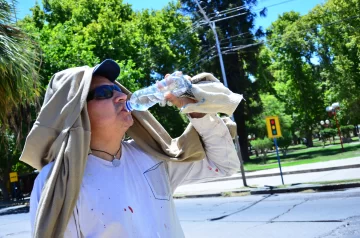 La temperatura superó los 35 grados en 15 provincias: en San Juan llegó a 38,6º