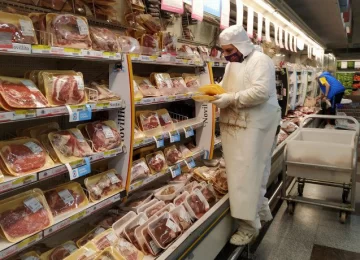 Los matarifes advirtieron que peligra el abastecimiento de carne para los próximos días