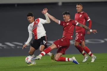 River hizo el gasto, Huracán lo aguantó y el empate dejó al Millonario con sabor amargo