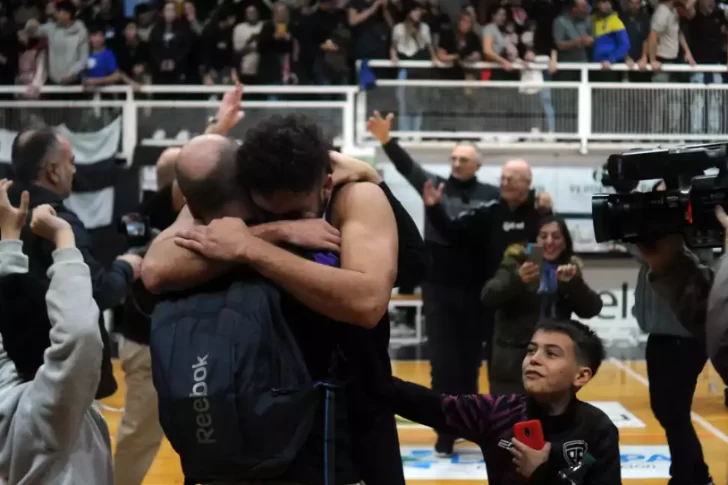 Básquet: Fabricio Cabañas consiguió su segundo ascenso en menos de un año