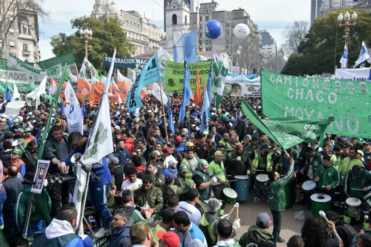 Moyano dijo que el paro “será total” y en el Gobierno aseguran que “no sirve para nada”