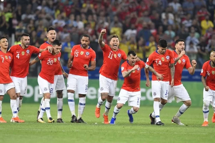 Chile derrotó a Colombia en los penales y es el tercer semifinalista