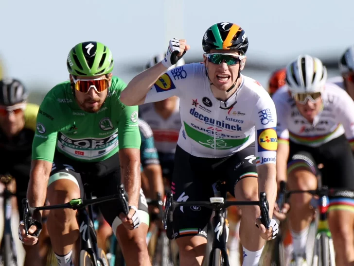 El irlandés Bennett ganó la 10ma. etapa y Peter Sagan se metió en el podio