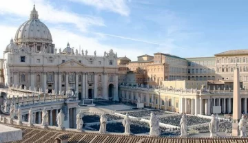 Funcionarios del Vaticano fueron suspendidos por un caso de corrupción