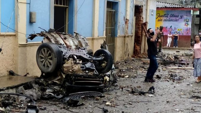 Más de 40 heridos por la explosión de un coche bomba en Colombia