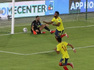 Colombia venció a Chile “en un minuto” y alcanzó a Ecuador en el cuarto escalón