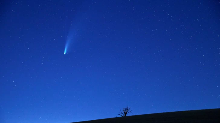 Detectan un enorme cometa que se dirige hacia el Sol