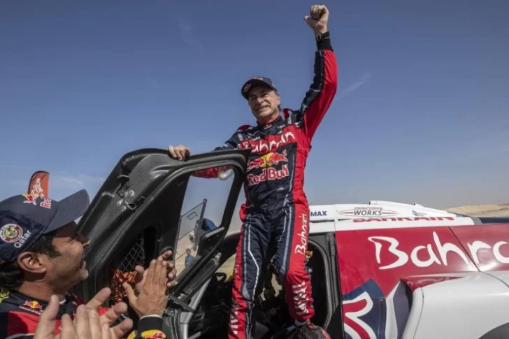 El español Sainz ganó el tercer Dakar de su carrera