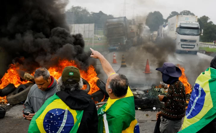 Brasil en llamas: Bolsonaro no quiso reconocer la derrota