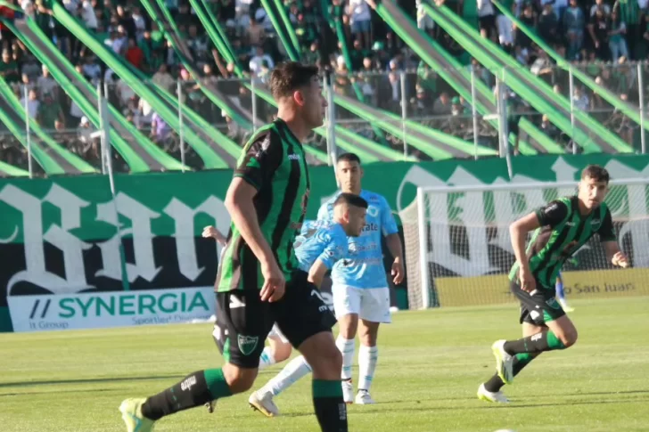 Al cruce con San Lorenzo se le cambió el día y sin cancha