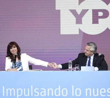 Alberto Fernández y Cristina Kirchner analizaron la crisis de los mercados