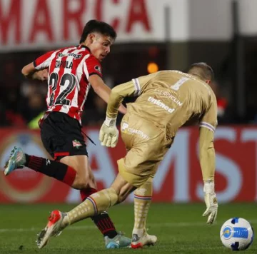 Estudiantes sí espera y espera a Paranaense