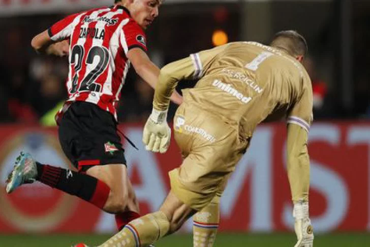 Estudiantes sí espera y espera a Paranaense