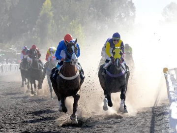 Jornada clásica en el Jockey Club