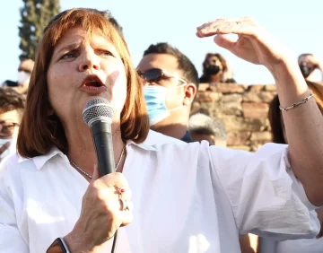 Bullrich llegará el domingo 24 a bordo del “Patomóvil”