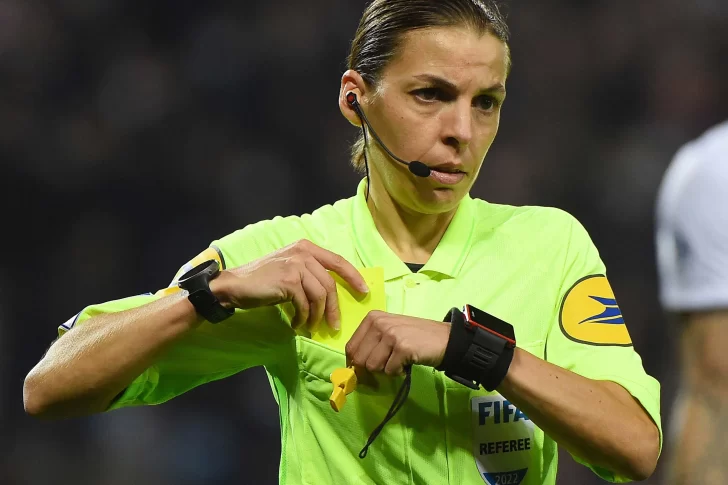 El arbitraje femenino hace historia en el Mundial