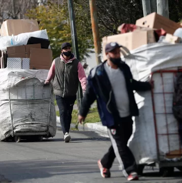 El Gobierno le pagará un bono de $20.000 a los desempleados: cómo y cuándo se cobrará