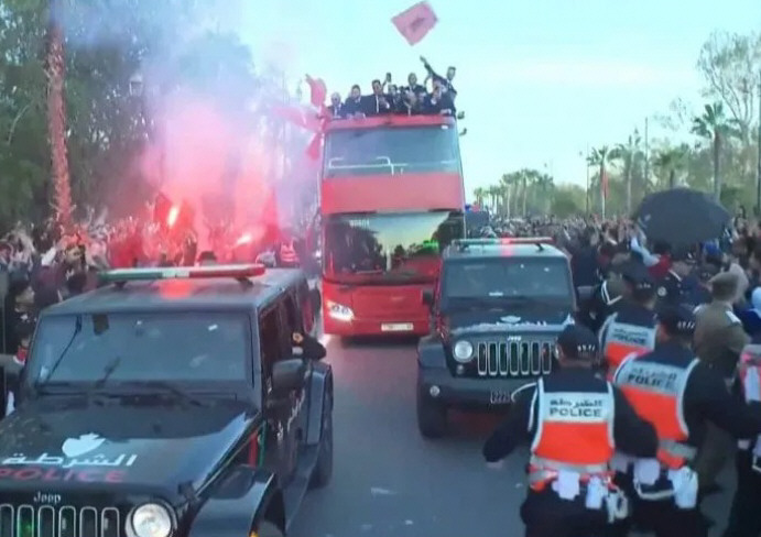 Recepción multitudinaria a la Selección de Marruecos