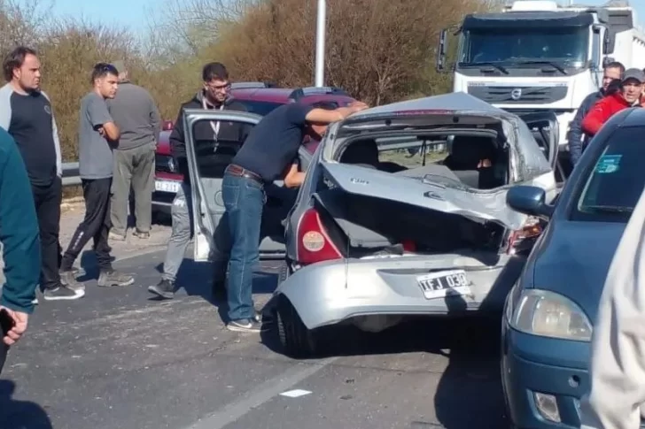 Tres heridos en un choque en cadena