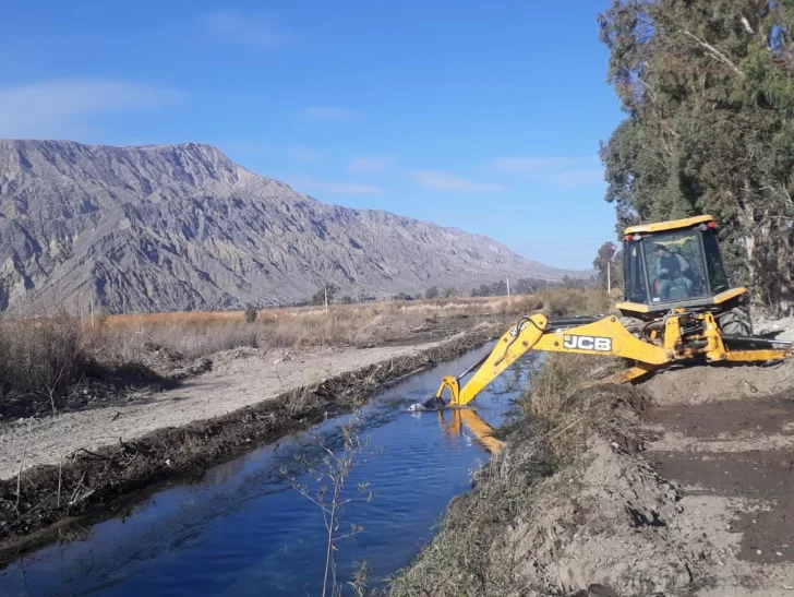 Regantes: no hay mas agua que en 2021 pero lo mismo son optimistas