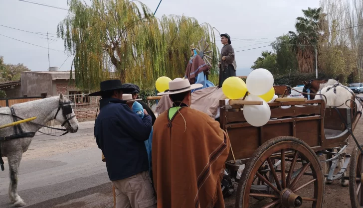 Tras quedarse sin gruta, Brochero peregrina por diferentes templos