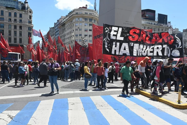 Sube 20% el salario mínimo: en marzo llegará a $69.500